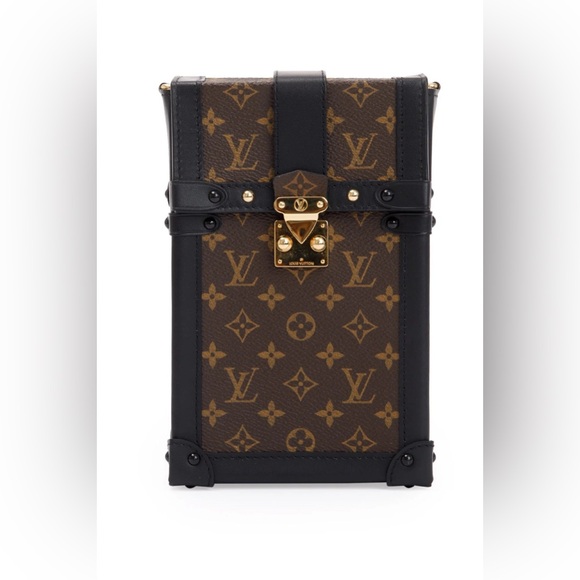 Louis Vuitton Monogram Pochette Trunk Verticale with Strap - Picture 2 of 11